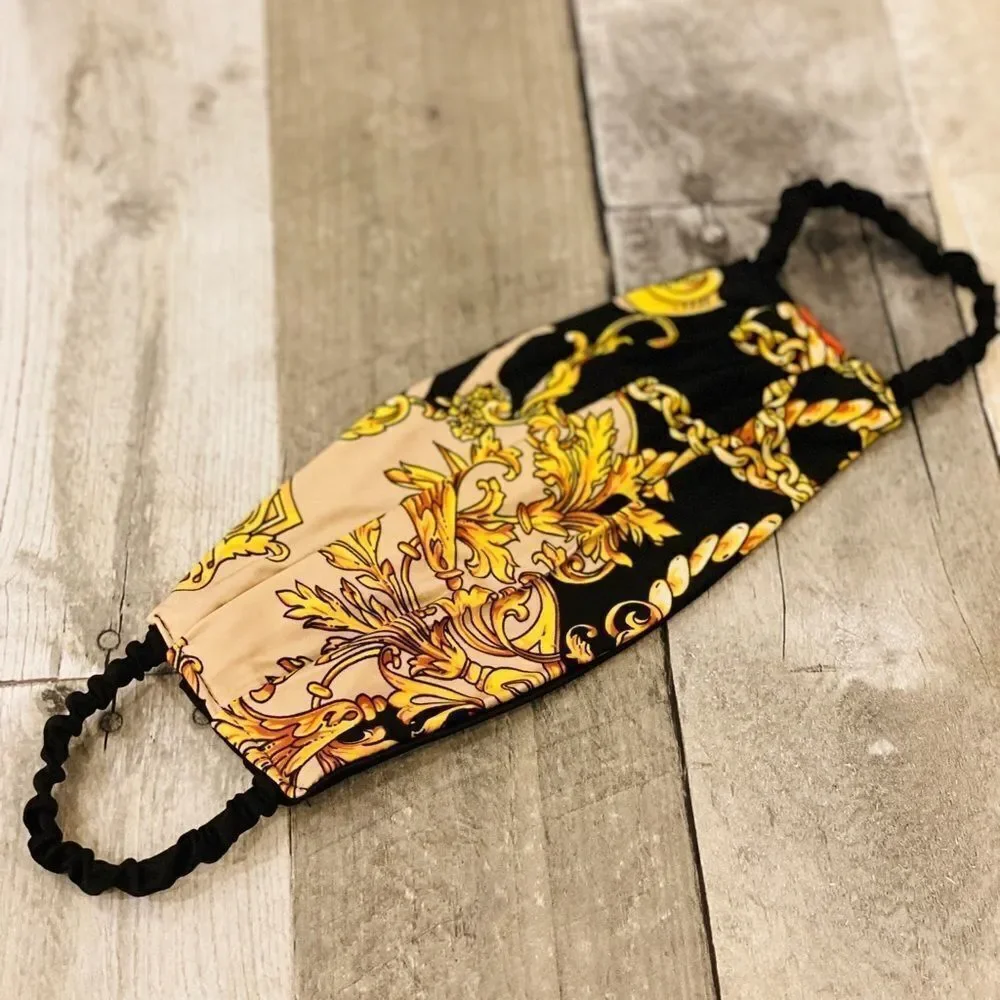 Paisley Chain Mask